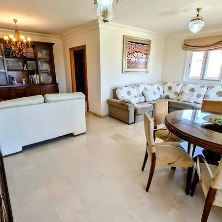 Vina Holiday home *
